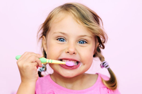 Tips To Get Your Kids To Brush Their Teeth